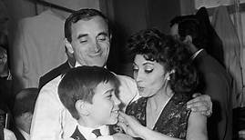 Charles Aznavour : six enfants dont Patrick, le drame de son fils disparu à 25 ans - Elle