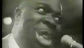 RUFUS THOMAS - Walking the Dog (1965)