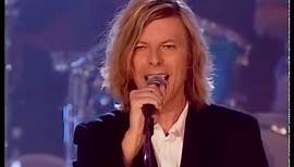 David Bowie – Absolute Beginners (Live BBC Radio Theatre 2000)