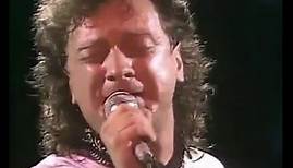 Foreigner w/ Lou Gramm Waiting for a Girl like You live from 1981 to 1995