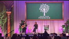 Karen Fairchild of Little Big Town Sings The Daughters @ Sandy Hook Promise - Promise Champions Gala