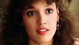 🎬Actress @thejenniferbeals Jennifer Beals (born December 19, 1963) is an American actress. She made her film debut in My Bodyguard (1980), before receiving critical acclaim for her performance as Alexandra Owens in Flashdance (1983), for which she won NAACP Image Award for Outstanding Actress in a Motion Picture and was nominated for the Golden Globe Award for Best Actress – Motion Picture Comedy or Musical. Beals has appeared in several films including Vampire's Kiss (1988), Mrs. Parker and th