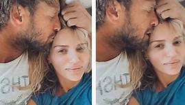 Happier Times: Josh Lucas forehead kisses to Rachel Mortenson