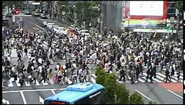 Die berühmte Shibuya Kreuzung in Tokio (JAPAN) / The famous Shibuya Crossing in Tokyo (JAPAN)