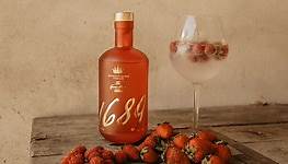 Gin 1689 uses a 300-year-old recipe and has the perfect bottle for Mother's Day