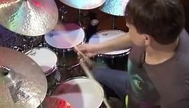 Keith Carlock: The typical Keith Carlock Grooves - #keithcarlock #hudson #drummerworld