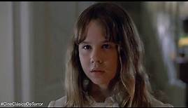Regan se mea en la alfombra | "El exorcista" (1973) #CineClásicoDeTerror