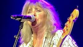 ✊🏻🇩🇰🎸Suzi Quatro i Vejle Denmark 9. september 2022 😎 #TheQUEENofROCK