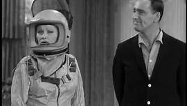 The Lucy Show S01E06 in Lucy Becomes an Astronaut