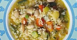 Come fare il minestrone con verdure surgelate e riso