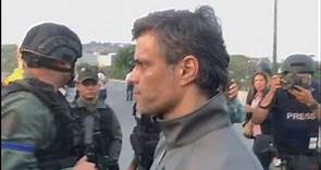 El dirigente Leopoldo López, liberado por militares opositores a Maduro