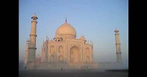 Explorando la Majestuosidad del Taj Mahal: Un Viaje Visual a la Joya Arquitectónica
