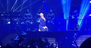 Beyoncé - 1+1 (Mrs. Carter Show World Tour) [Live @ Arena Monterrey, México 2013]