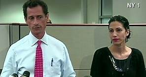 Anthony Weiner apologizes with wife at his side