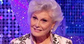 LW: Angela Rippon shows flexibility with another in air split
