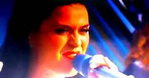 Katy Perry (ROAR) eye of the tiger live