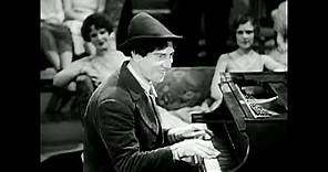 Chico, Harpo & Groucho Marx at the piano (Animal Crackers, 1930)