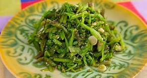 Minari side dish (Fresh Korean greens: 미나리무침)
