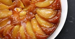 Caramel Apple Upside-Down Cake