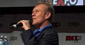 Anthony Head sings at Fan Expo
