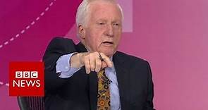 Question Time host Dimbleby boots out audience member - BBC News