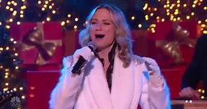 Jennifer Nettles performs "Celebrate Me Home" at Christmas in Rockefeller Plaza