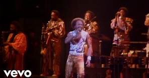 Earth, Wind & Fire - After The Love Has Gone (Official Live Video)