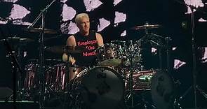 Josh Freese 1st introduction as Foo Fighter, Cold Day in the Sun, Taylor Hawkins Dedication