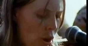 Joni Mitchell-Woodstock (1969 Live)
