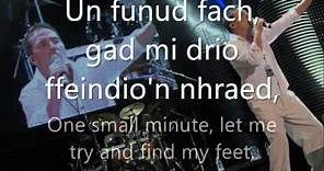 Un Funud Fach - Bryn Fon (geiriau / lyrics)