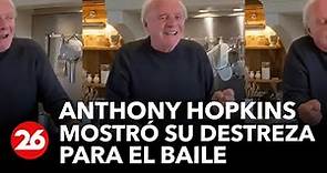 Anthony Hopkins mostró su destreza para el baile mientras cocina