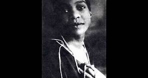 Bessie Smith - Young Woman's Blues