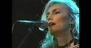 Beneath still waters - Emmylou Harris - live in Nashville 1995
