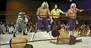 Wayne Farris, Larry Latham vs Bill Dundee, Tony Boyles - 2of2 (6-7-80) Memphis Wrestling