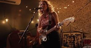 Kathleen Edwards - “Glenfern” Live from Quitters Coffee