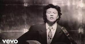Paul Young - Softly Whispering I Love You (Black & White Version) [Official Video]
