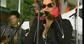 Lisa Marie Presley - Today LIVE (2003)
