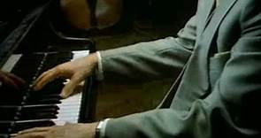 Adrien Brody plays Wladyslaw Szpilman in The Pianist