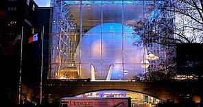 Tour the Hayden Planetarium with Neil deGrasse Tyson and others (2000)