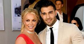 Britney Spears se compromete con su novio Sam Asghari