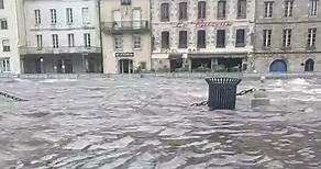 Inondations en Bretagne : les images de Quimperlé réveillée sous les eaux