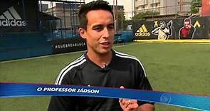 Jadson dá aula de futebol antes de completar 100 jogos pelo Corinthians