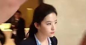 劉亦菲[2014.08.28]《第三種愛情》拍攝花絮：上海品尊名致精品酒店公寓