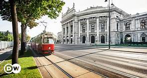 Exploring Vienna's famous Ringstrasse