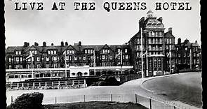 The Lurkers - Live At The Queens Hotel