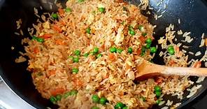 HOW TO MAKE A DELICIOUS CHINESE FRIED RICE RECIPE