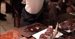 La FIFA investiga el acceso ilegal del chef Salt Bae al trofeo del Mundial durante la celebración de Argentina. #saltbae #saltbaestyle #fifa #mundial #qatar #qatar2022 #mundialqatar #mundialqatar2022 #copamundo #mundial #saltbaechef #saltbaedetailer #saltbaelondon