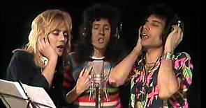 Queen - Somebody To Love (Official Video)