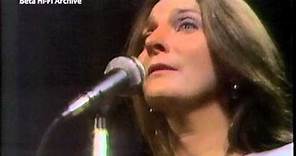 JUDY COLLINS - "Send In The Clowns" with Boston Pops 1976