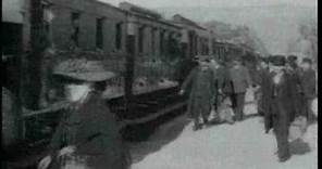 1895: LA LLEGADA DEL TREN (HERMANOS LUMIÈRE)
